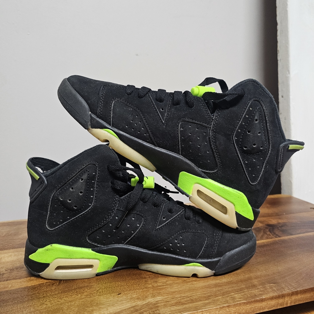 Air Jordan 6 Retro Electric Green Size 5.5 Kids School Basketball Boys‎ Gym